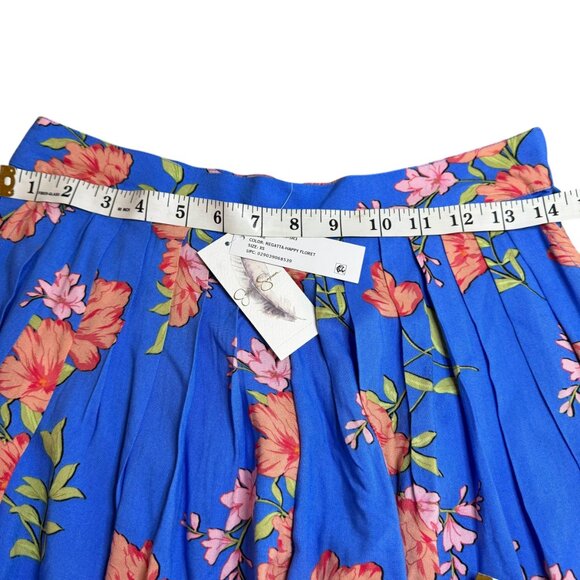 Jessica Simpson Floral Skort. Summer Shorts, Size: XS - Picture 5 of 6